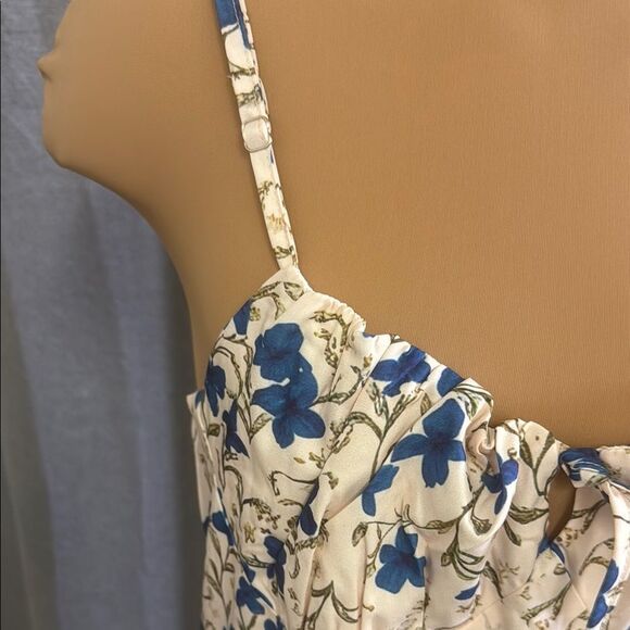 Commense Blue and Cream Floral Dress - Picture 5 of 12